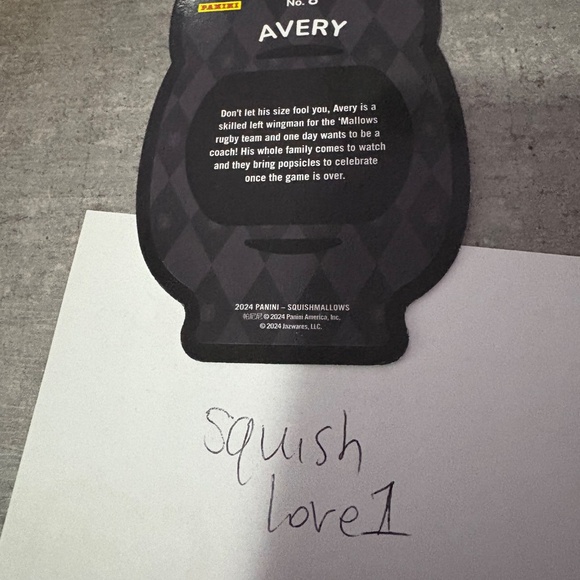 Squishmallows x Panini Avery the duck shaped trading card football - Picture 2 of 2